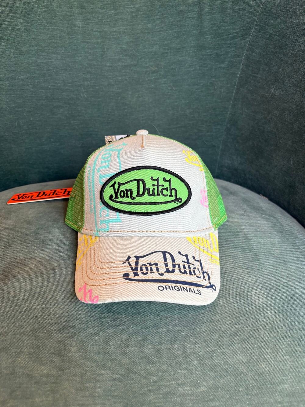 Stylish New With Tags Von Dutch Classic Trucker Hat